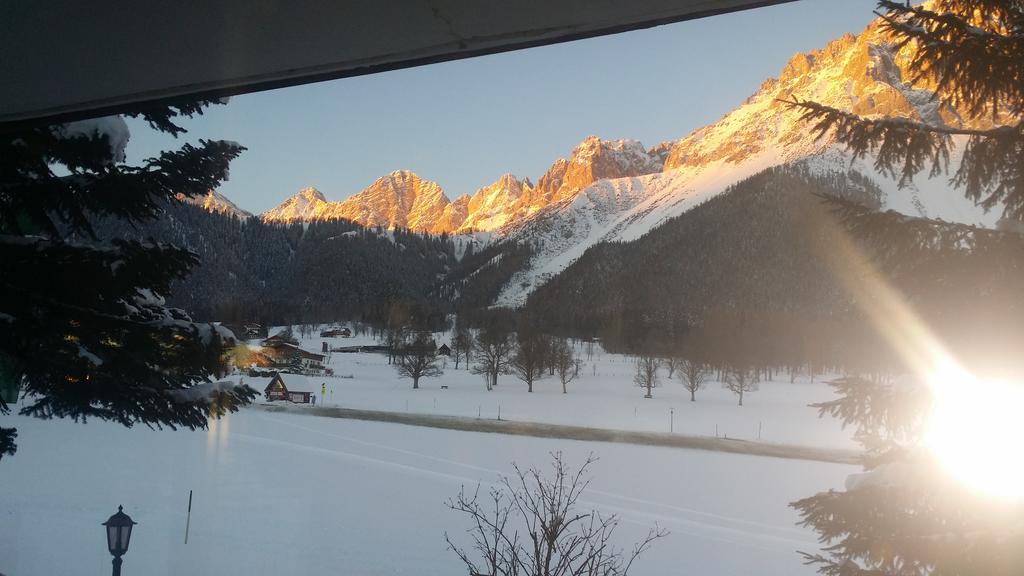 Bergschloessl Hotel Ramsau am Dachstein Exterior photo